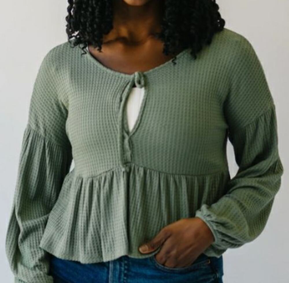 LUSH NORDSTROM ~ Sage Green Long Sleeve Waffle Knit Babydoll Top Size M